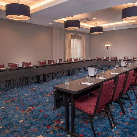 Towneplace Suites By Marriott Altoona Buitenkant foto