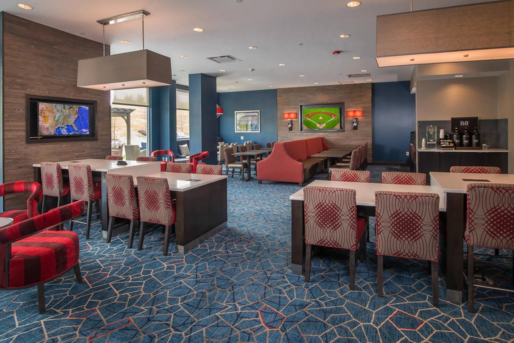 Towneplace Suites By Marriott Altoona Buitenkant foto