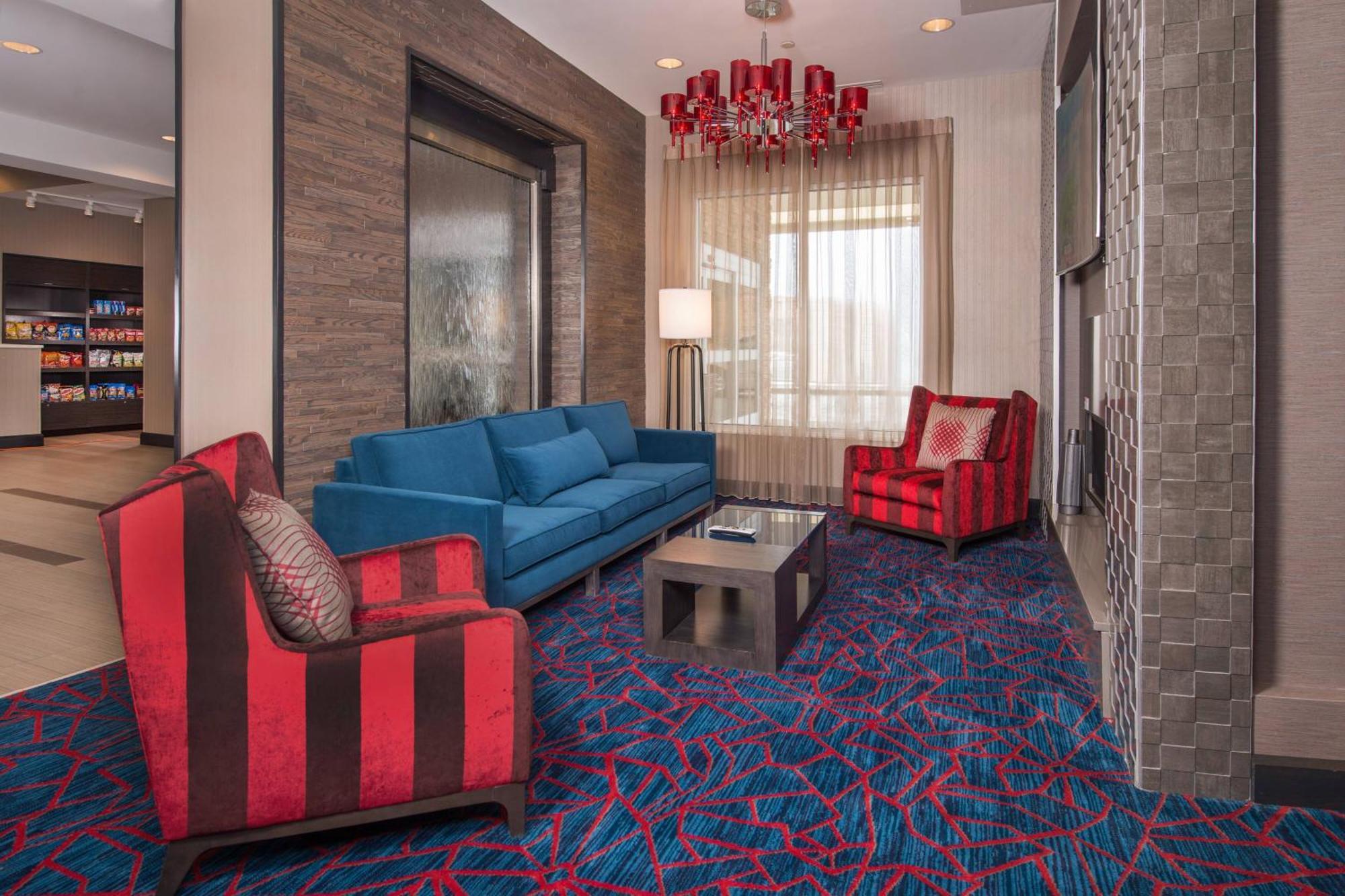 Towneplace Suites By Marriott Altoona Buitenkant foto