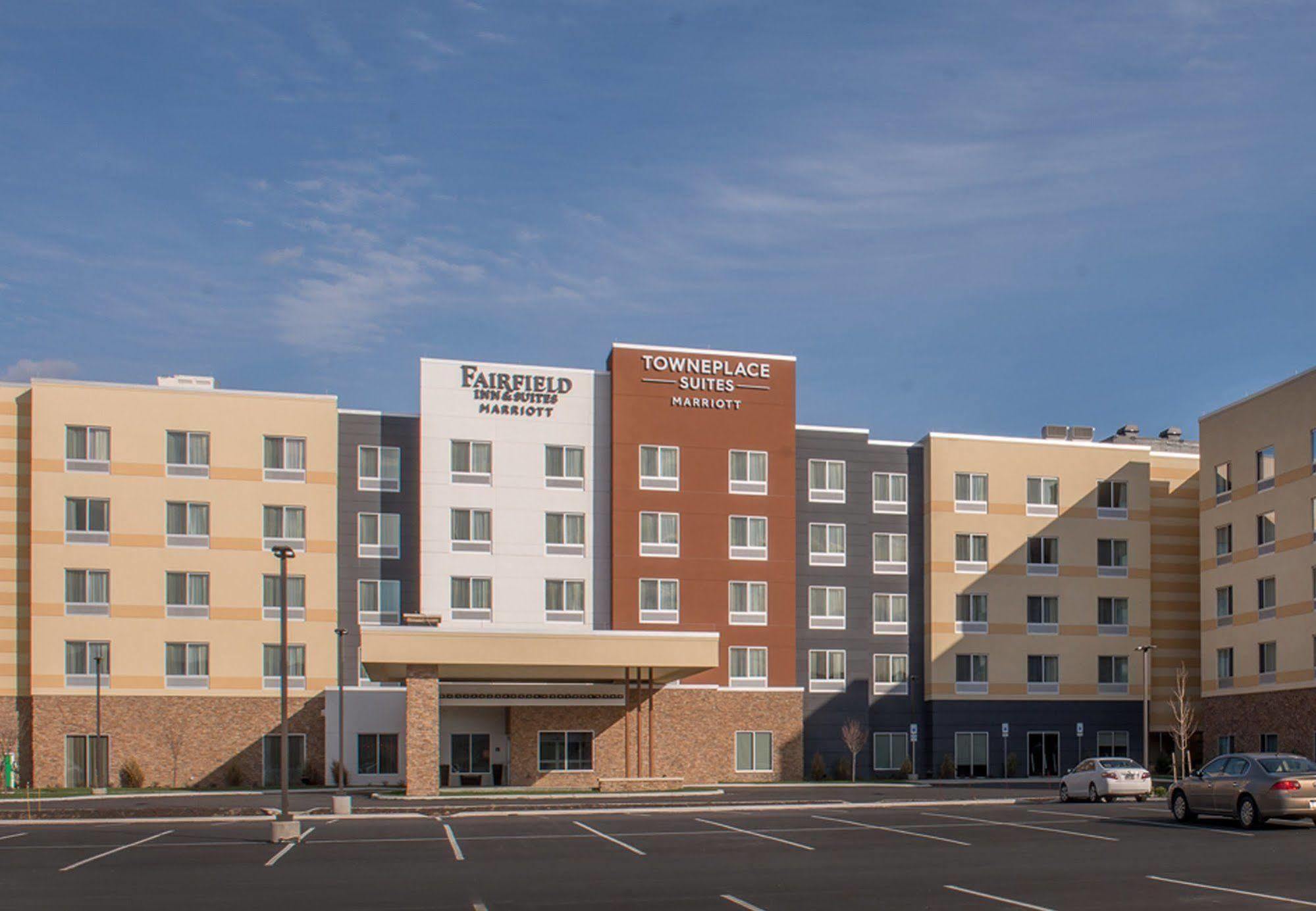 Towneplace Suites By Marriott Altoona Buitenkant foto